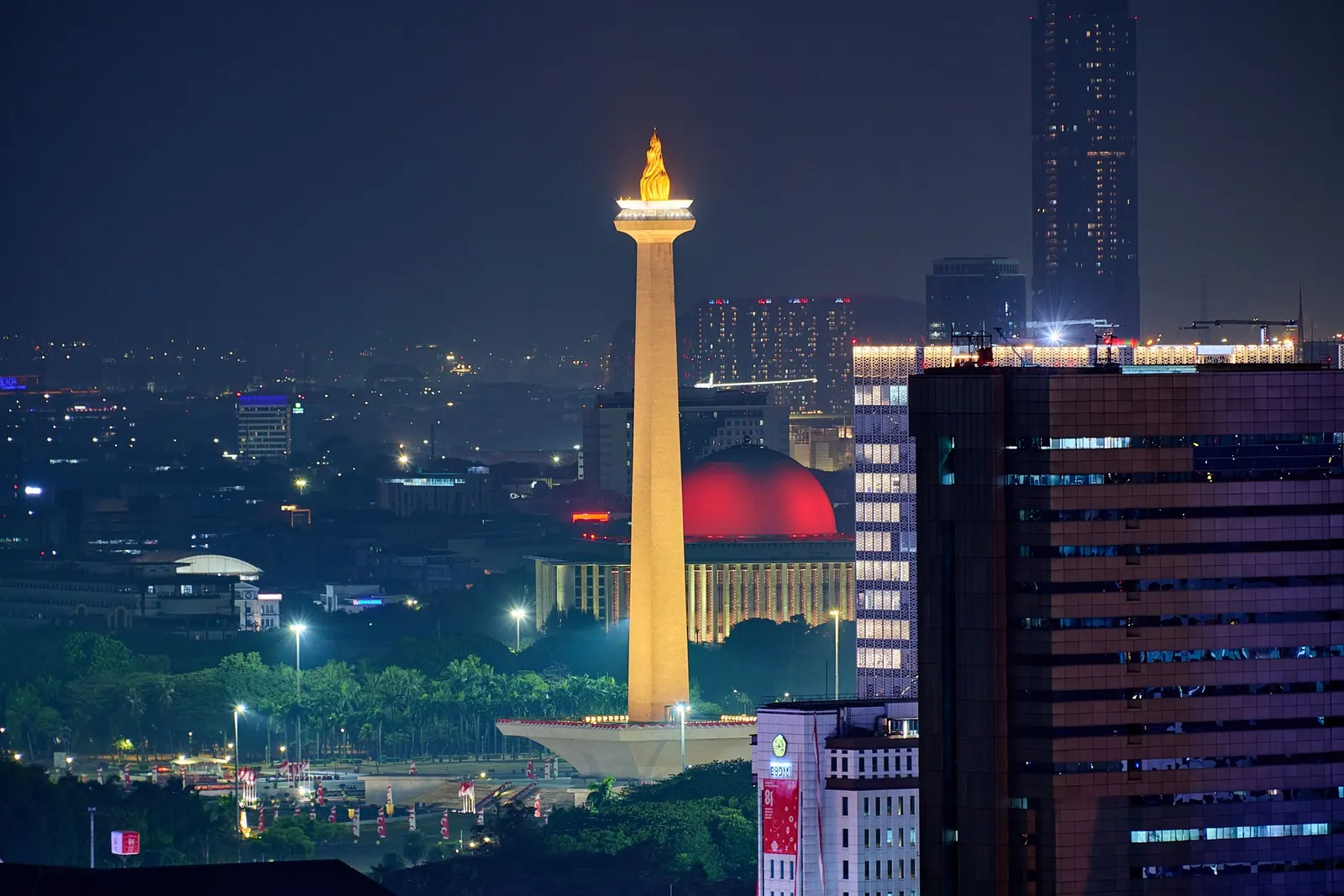 The National Monument in Jakarta at night